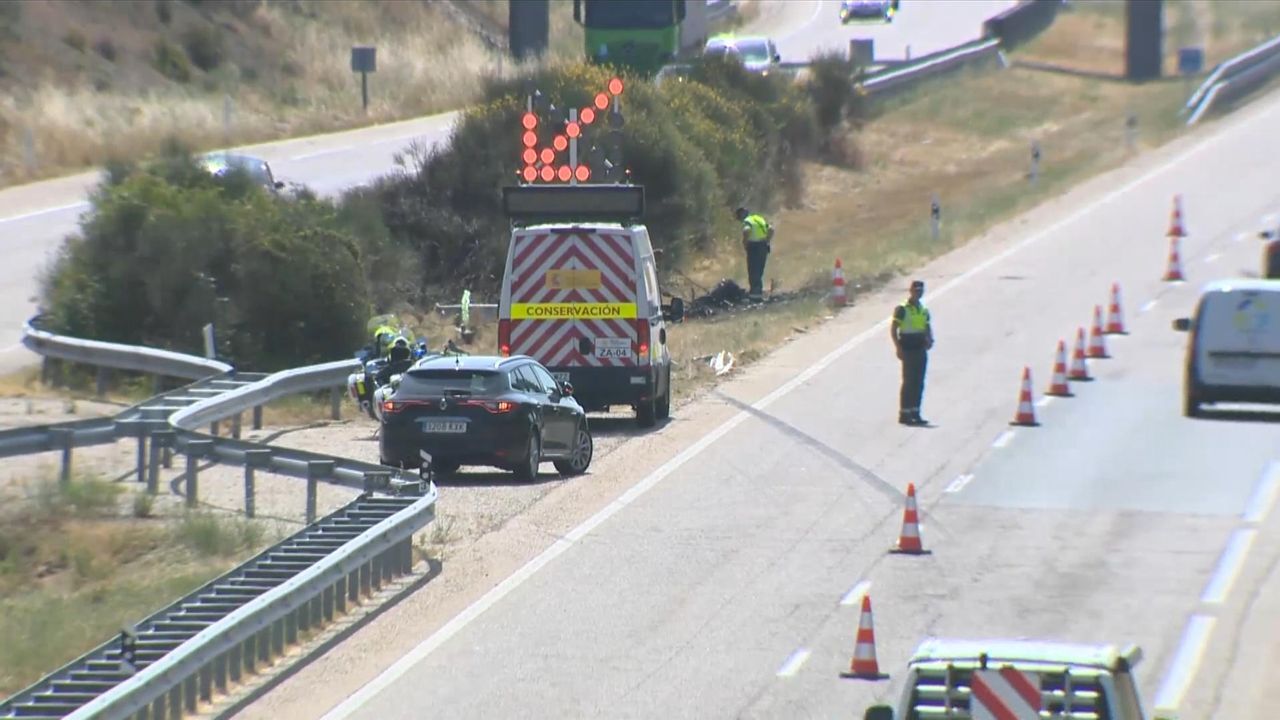 The crash happened on the Rias Bajas Highway (A-52) near Palacios de  Sanabria