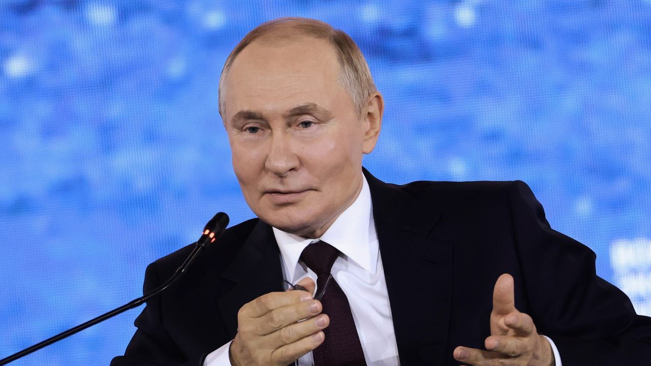 Russia Warns Against Western Troops in Ukraine Peace Deal