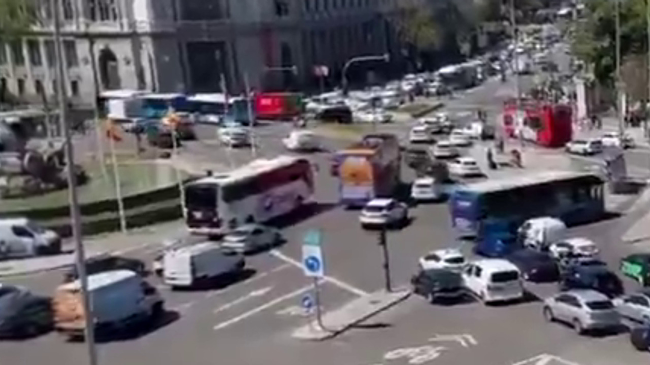 https://videos.skynews.com/image/v1/static/6058004172001/8ccaea43-301e-4580-92c3-1a35cf65e372/1538ae35-e10d-44ab-bd79-cd851ff251fc/1280x720/match/image.jpg