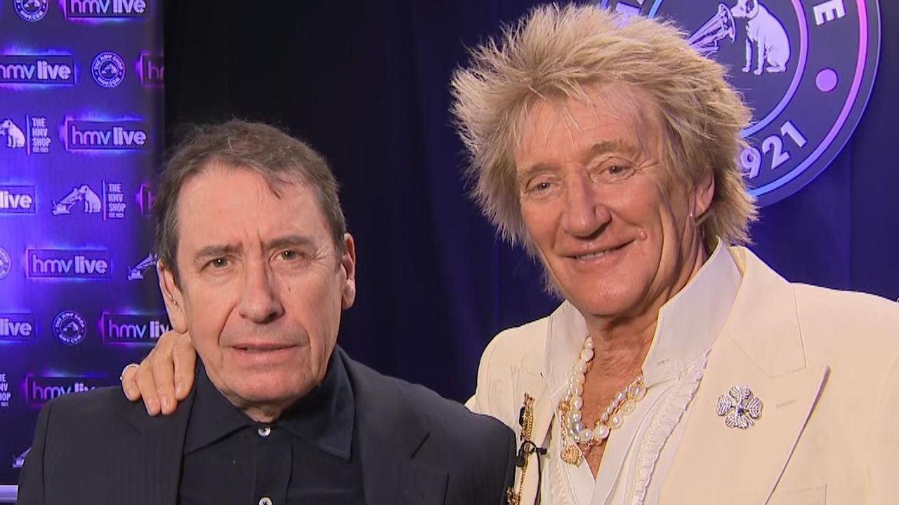 Music brought us together' - Sir Rod Stewart teams up with Jools